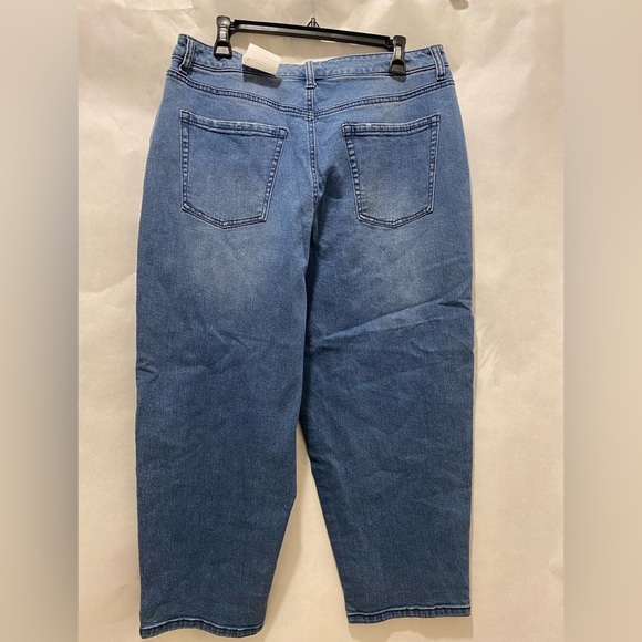 Style & Co. Curvy Petite Two-Tone Denim Crop Jeans • NWT • 14P - Picture 8 of 8